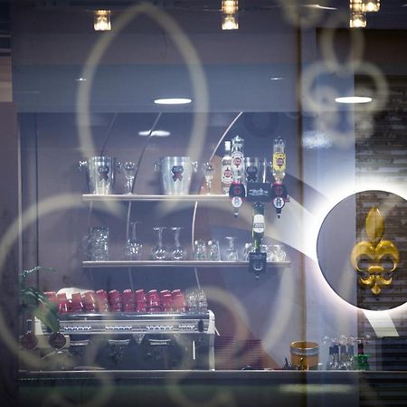 Hotel Lys De Marie Lourdes Eksteriør bilde